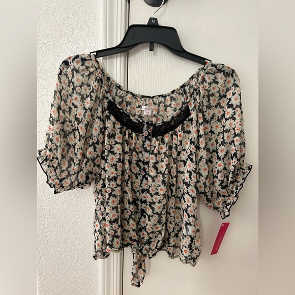 NWT Xhilaration Tie Front Floral Peasant Button Down Top. Size Medium. - Picture 1 of 11